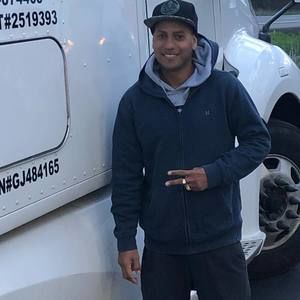 Meet your Posher, Joel pedro